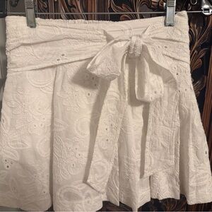 En Saison White Eyelet Tie-Waist Mini Skirt